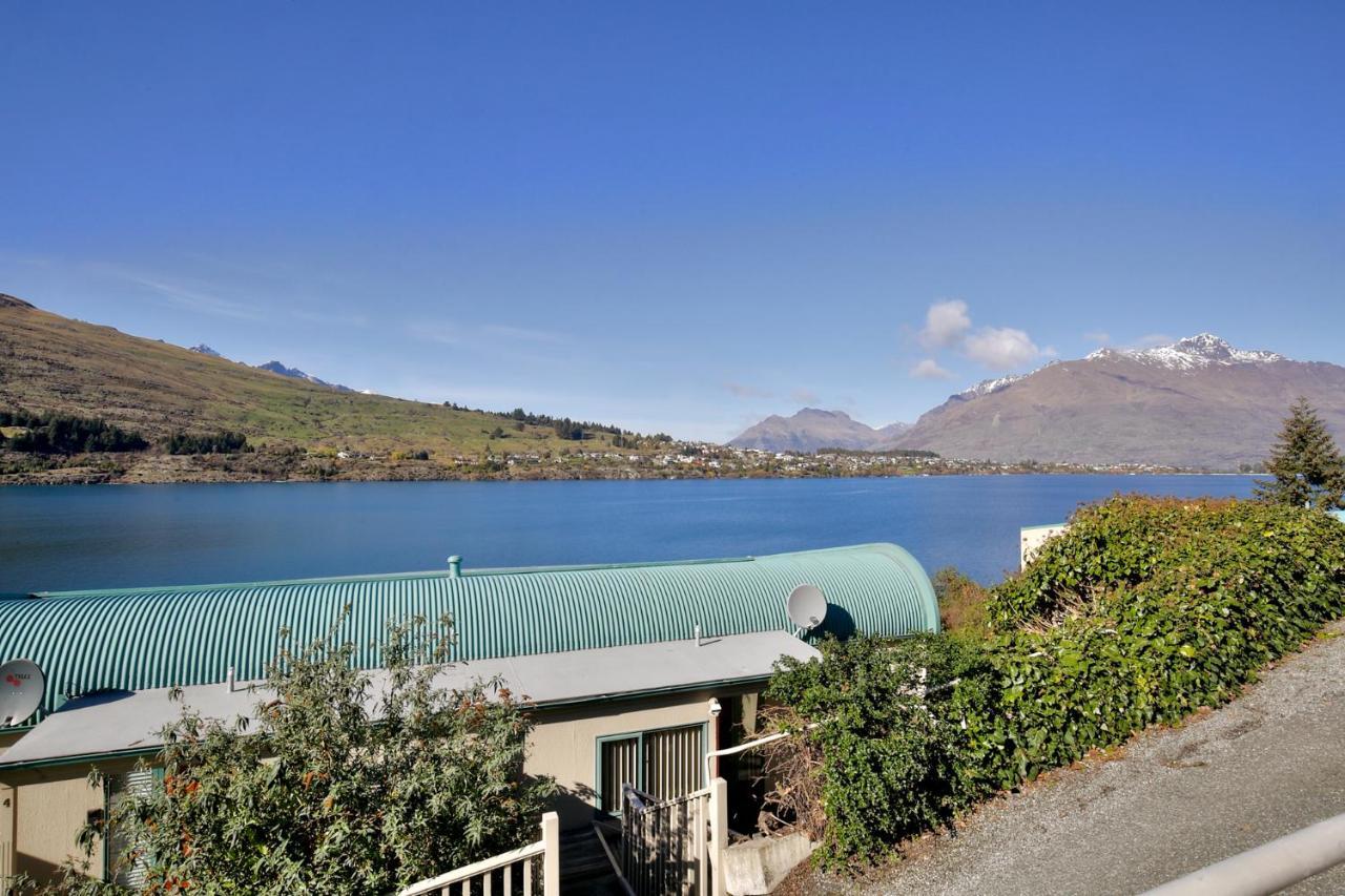 Frankton House - Queenstown Holiday Home Экстерьер фото